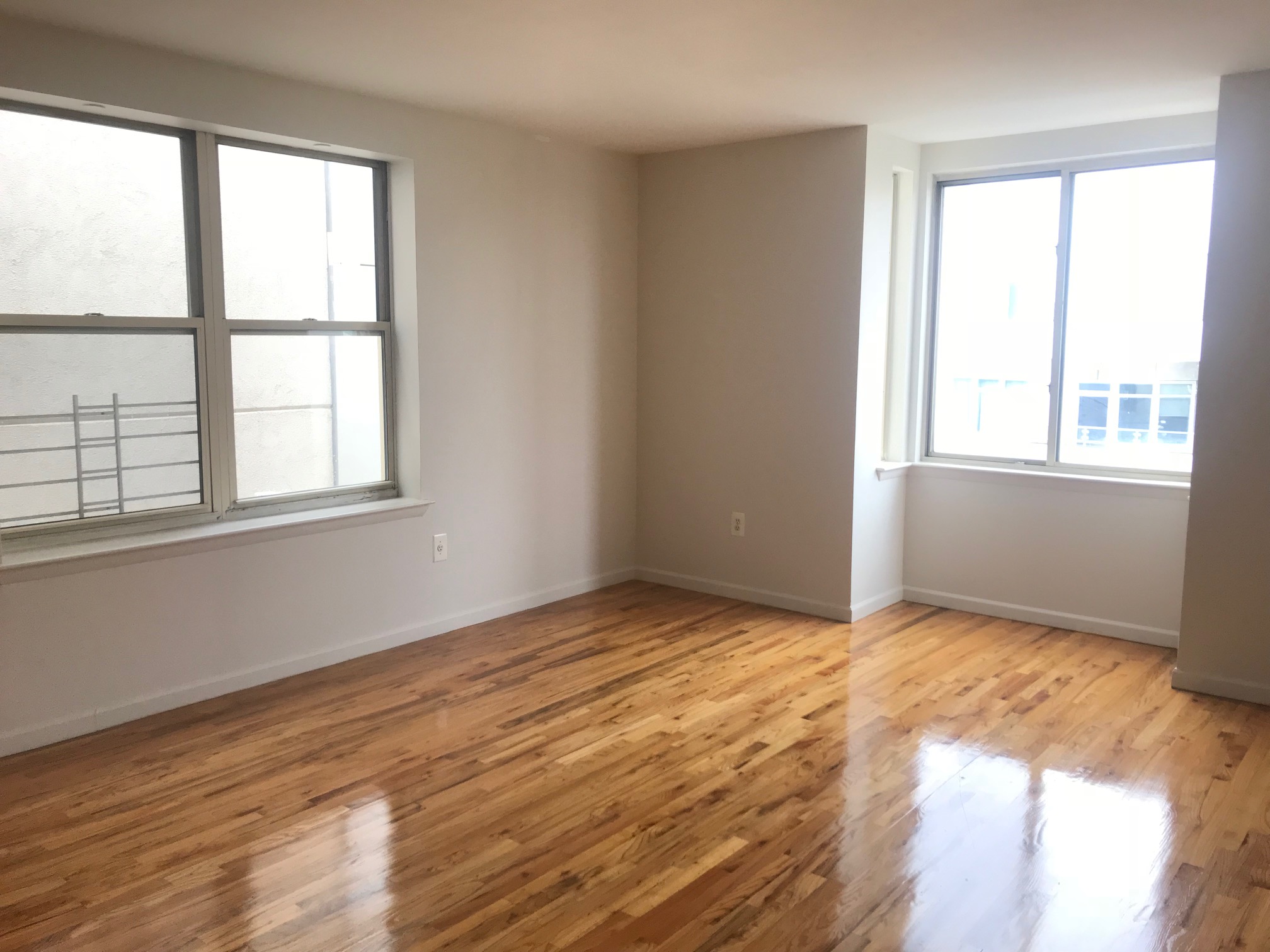 171 Clermont Avenue, Apt 6R - image 7