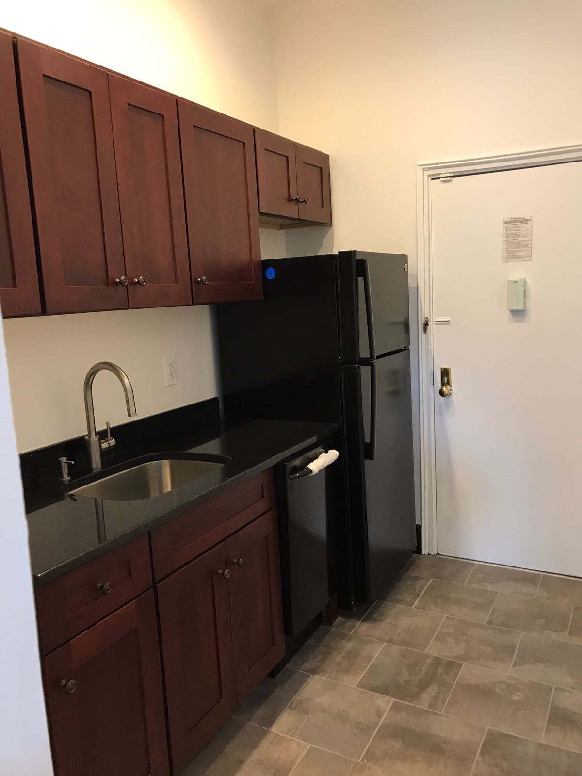 670 Fulton Street, Apt 3R - image 10