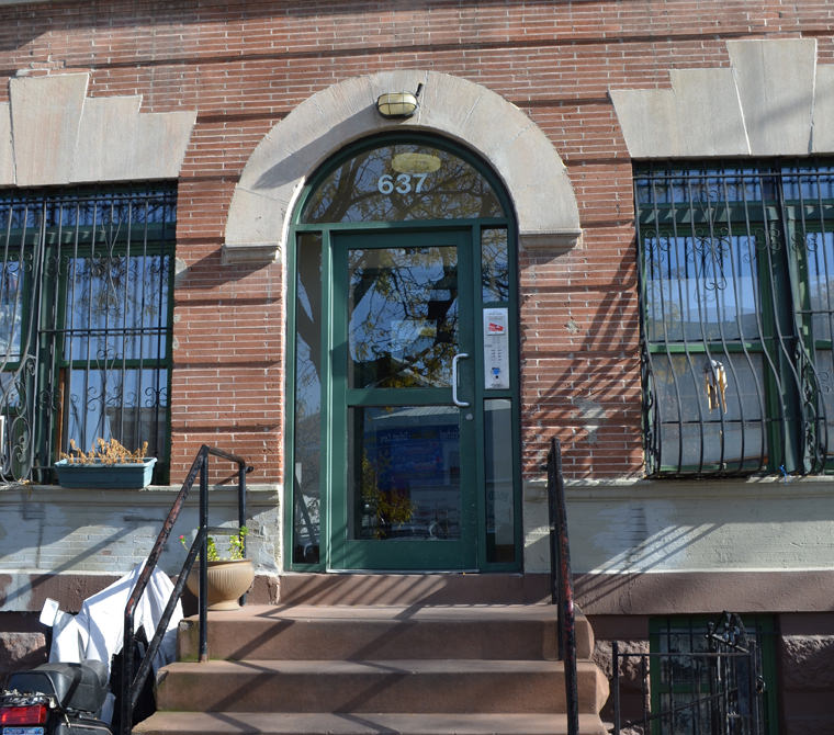637 Grand Avenue