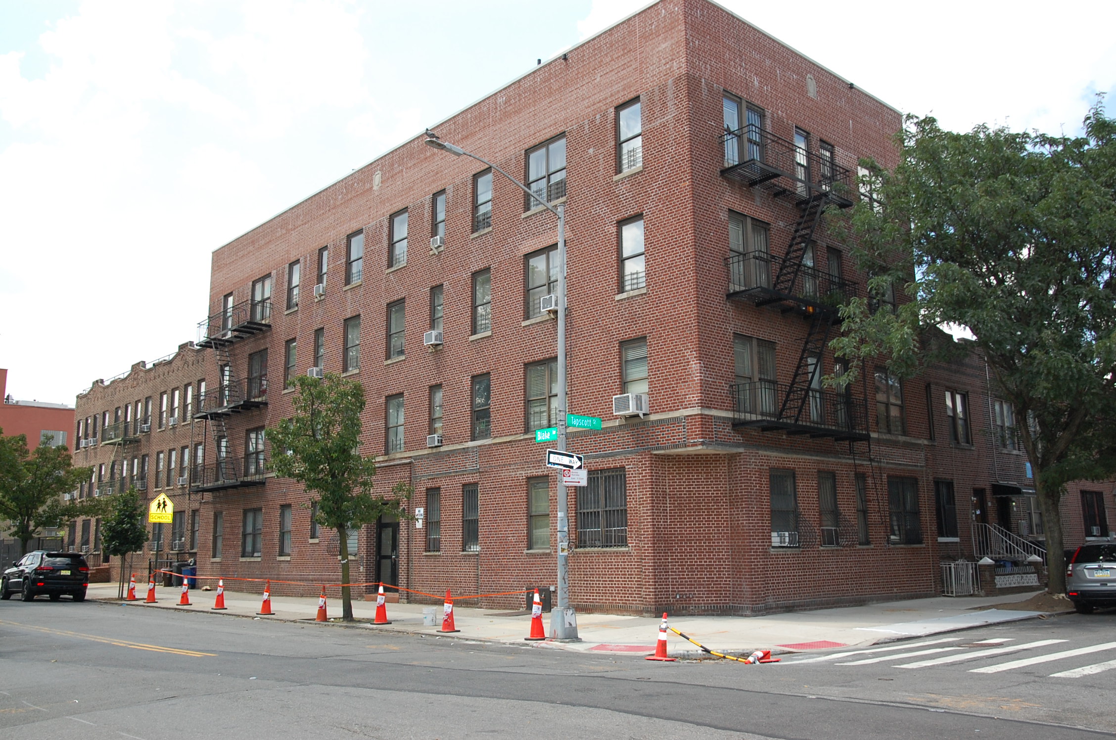 150 Tapscott Street
